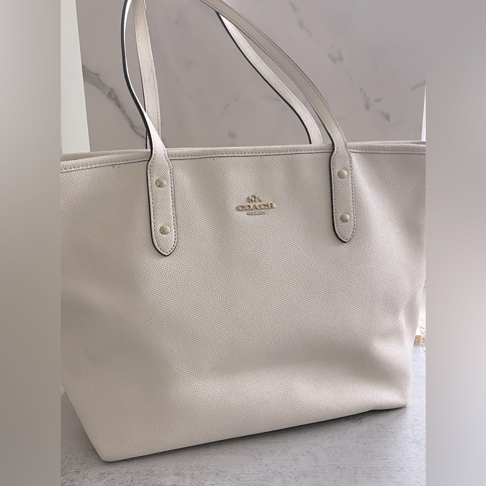 Coach White Tote Bag